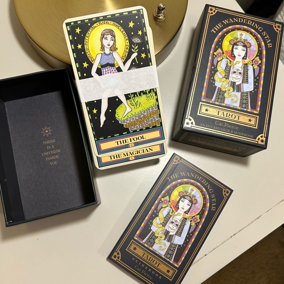 Tarot Cards - Picture 4 of 8